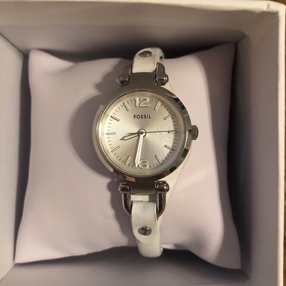 Women’s Fossil Watch - Picture 1 of 4
